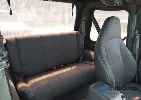 2002 Jeep Wrangler Sport из США, поврежденный, VIN 1J4FA49S32P700831